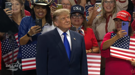 АНУ-ын Ерөнхийлөгч Дональд Трамп Бүгд Найрамдах намын сонгуулийн өмнөх чуулганд үг хэллээ