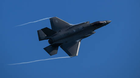 Components of the America&rsquo;s most advanced stealth fighter jet arrived in Hong Kong due to a shipping mishap