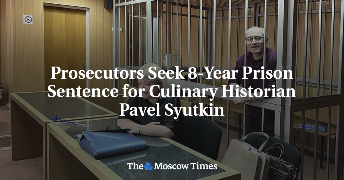 ОХУ-ын прокурорууд хоол судлаач Павел Сюткинд найман жилийн хорих ял оноохыг шаарджээ