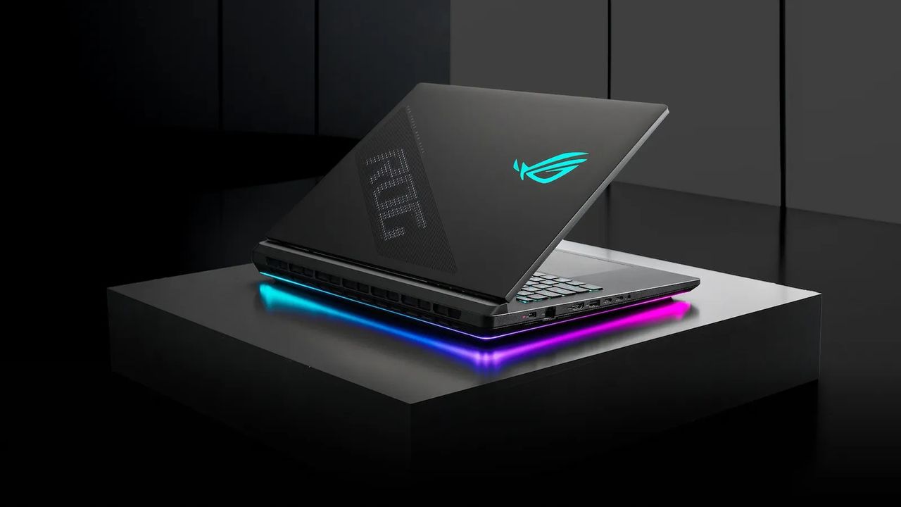 ASUS ROG Strix SCAR 18 нь тоглоом болон бүтээлч ажлын өндөр гүйцэтгэлийг хангана
