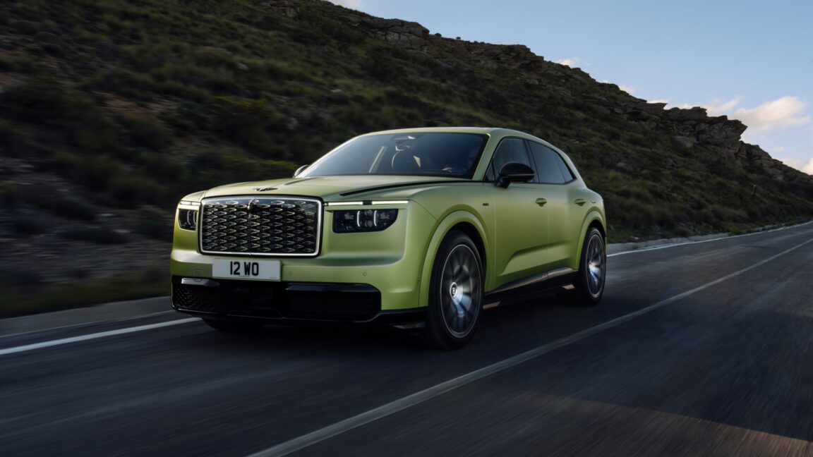 Bentley брэндийн анхны бүрэн цахилгаан хөдөлгүүртэй Torcal загвар албан ёсоор танилцуулагдлаа