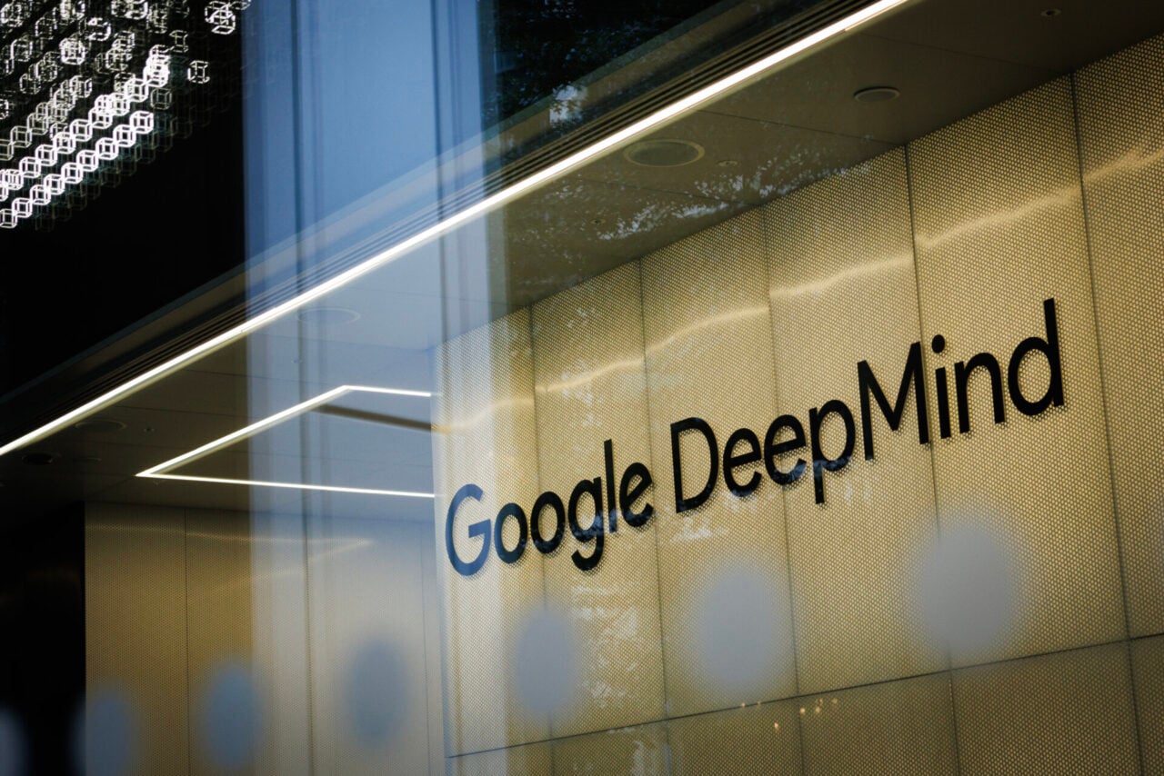 Google DeepMind цаг агаарын төлөв байдлыг нарийвчлан урьдчилан таамаглах WeatherNext 3 загвараа танилцууллаа