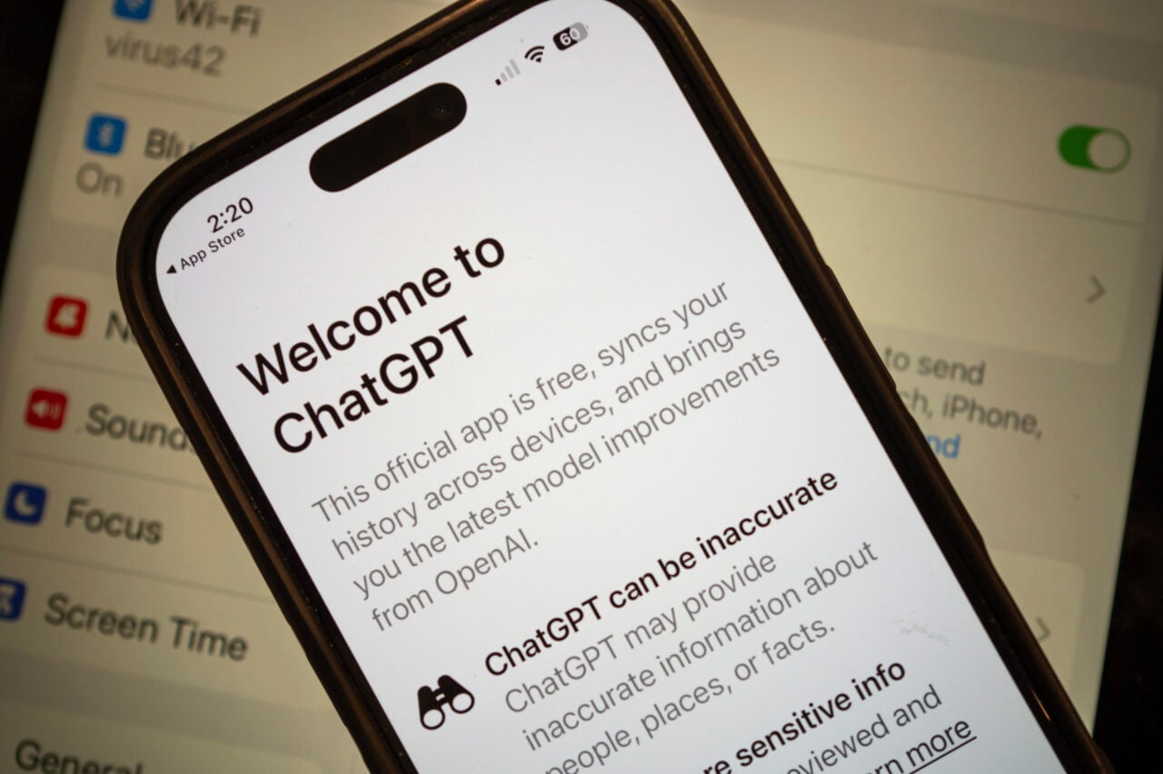 OpenAI: Хиймэл оюун ухааны загварыг шалгахад AI ашигласан гэрээт ажилтнуудаа халжээ