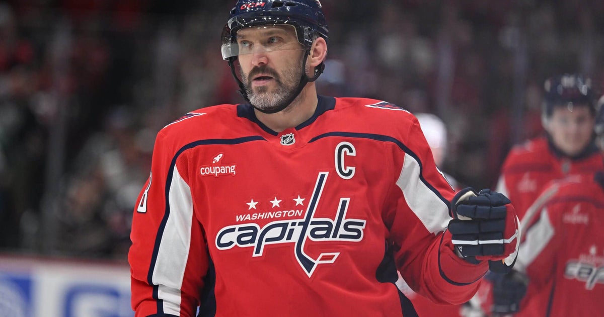 Алекс Овечкин Оросын сурталчилгаанд оролцсон нь NHL-ийн улирлын өмнө шүүмжлэл дагууллаа