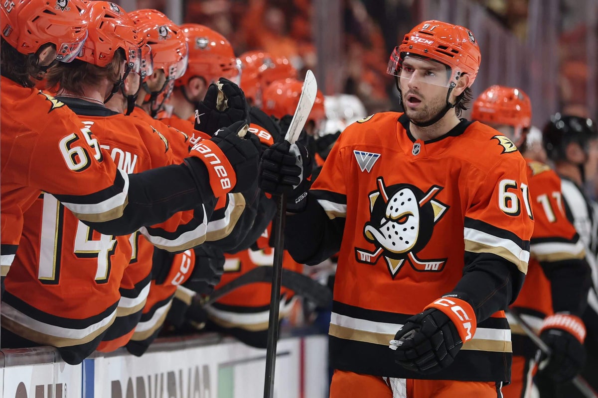 NHL-ийн шинэ хамтын гэрээний өмнө тоглогчдын гэрээний сунгалт болон багуудын хэлэлцээ эрчимжиж байна