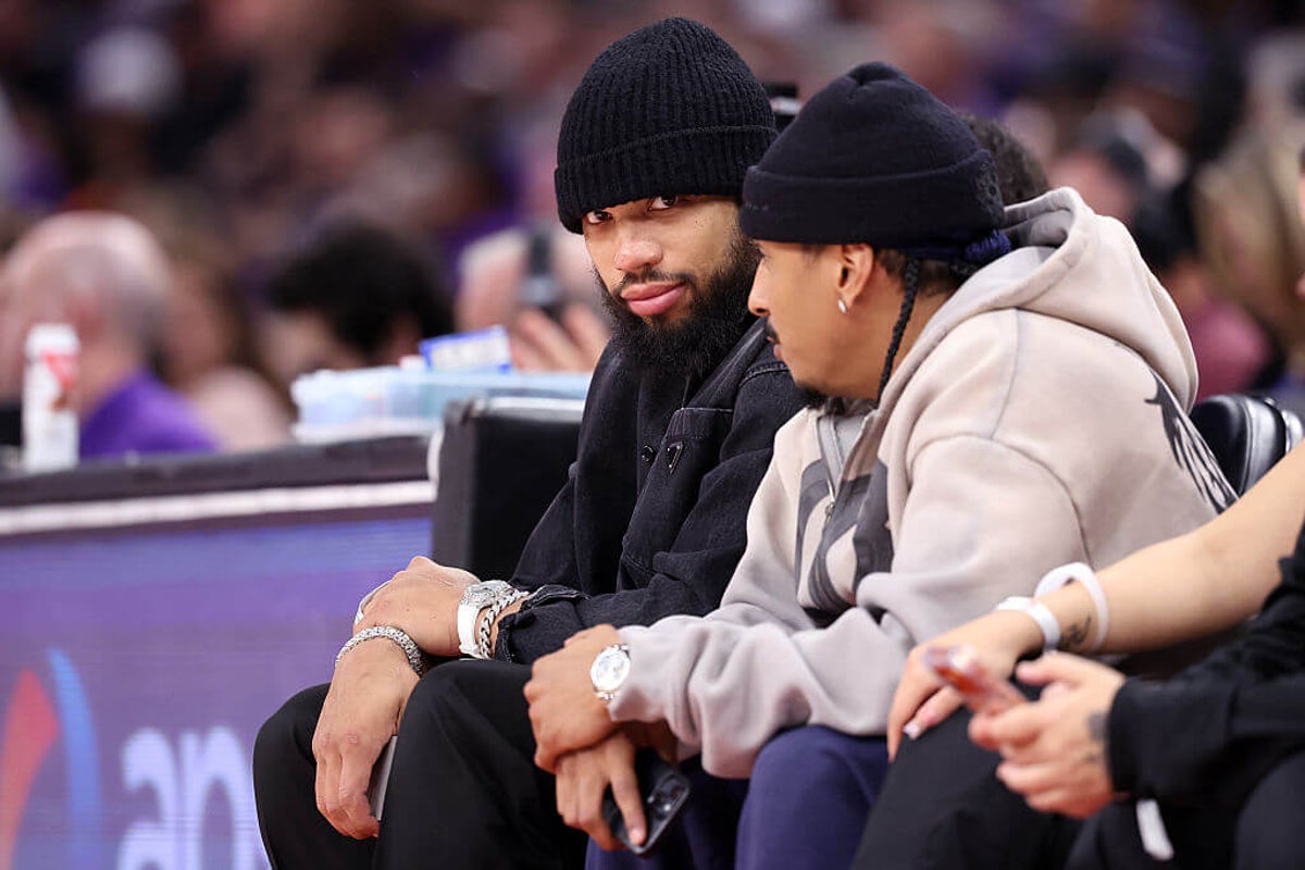 Диллон Брукс: NBA-ийн “муу санаатан” залуу сагсан бөмбөгчдөд өөрийн арга барилаа заав
