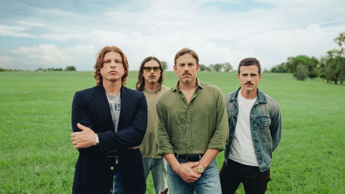 Kings of Leon хамтлаг шинэ цомог болон дууныхаа нээлтийг зарлалаа