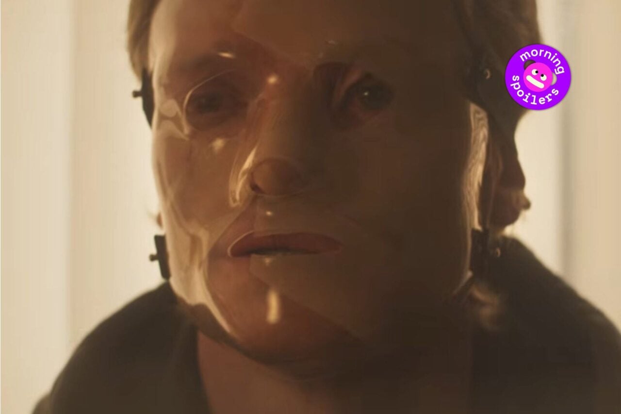 “Clayface” кино R зэрэглэл авч, Майк Флэнаган “The Mist”-ийн шинэ хувилбарыг бичиж эхэллээ