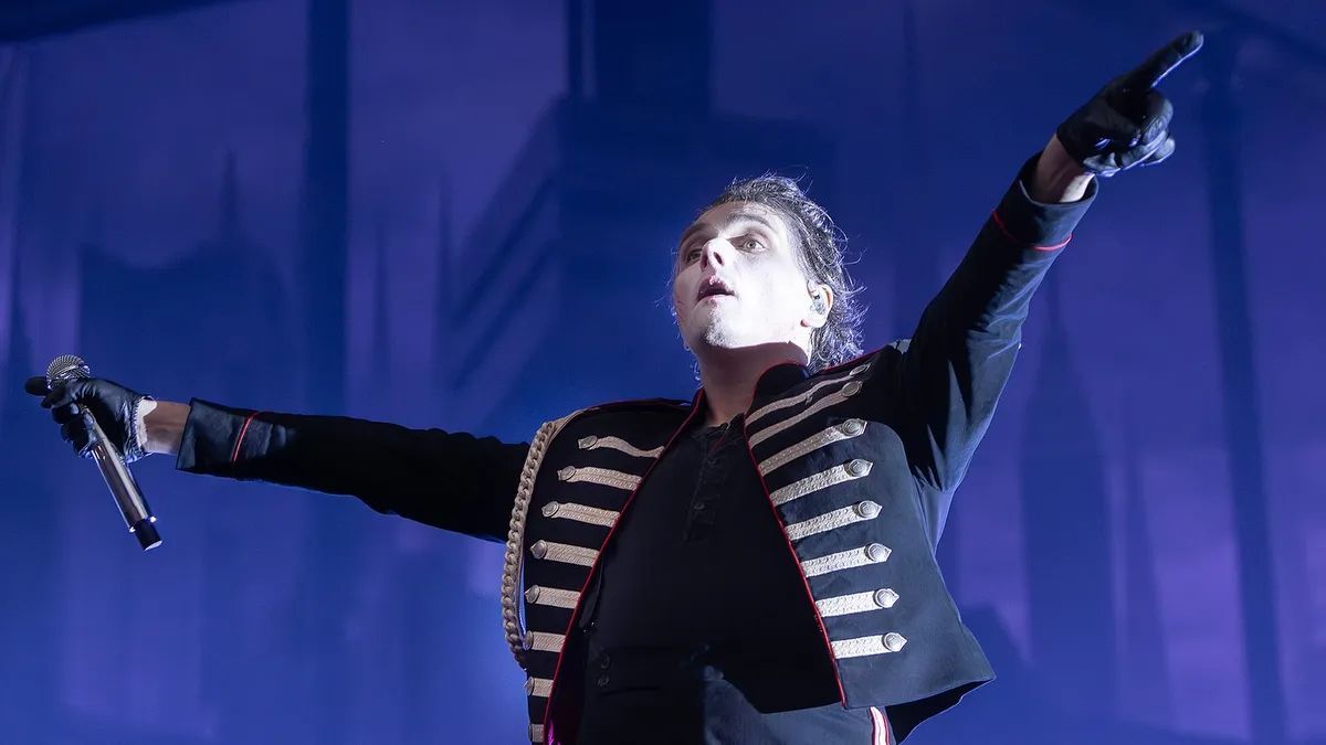 My Chemical Romance хамтлагийн ахлагч шинэ цомог гаргах боломжтойг илэрхийлэв