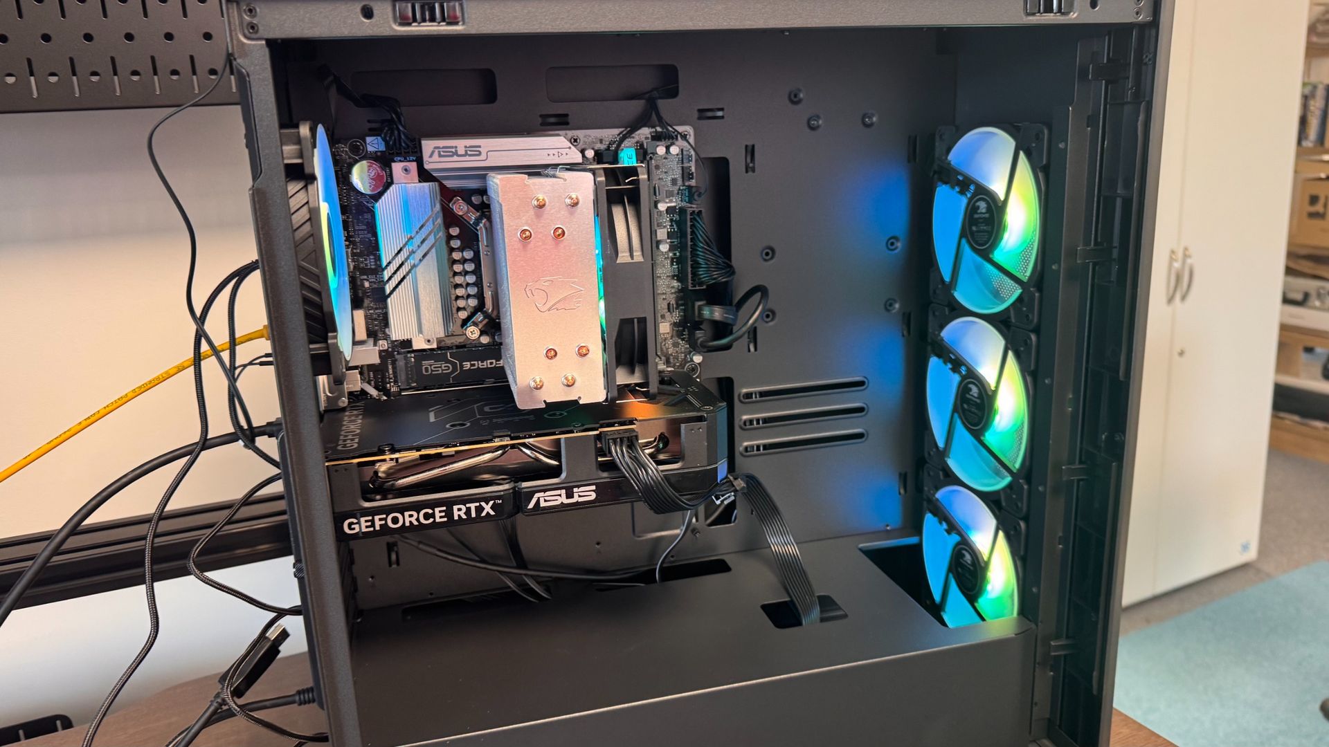 IbuyPower RDY Scale B06 тоглоомын компьютерын тойм