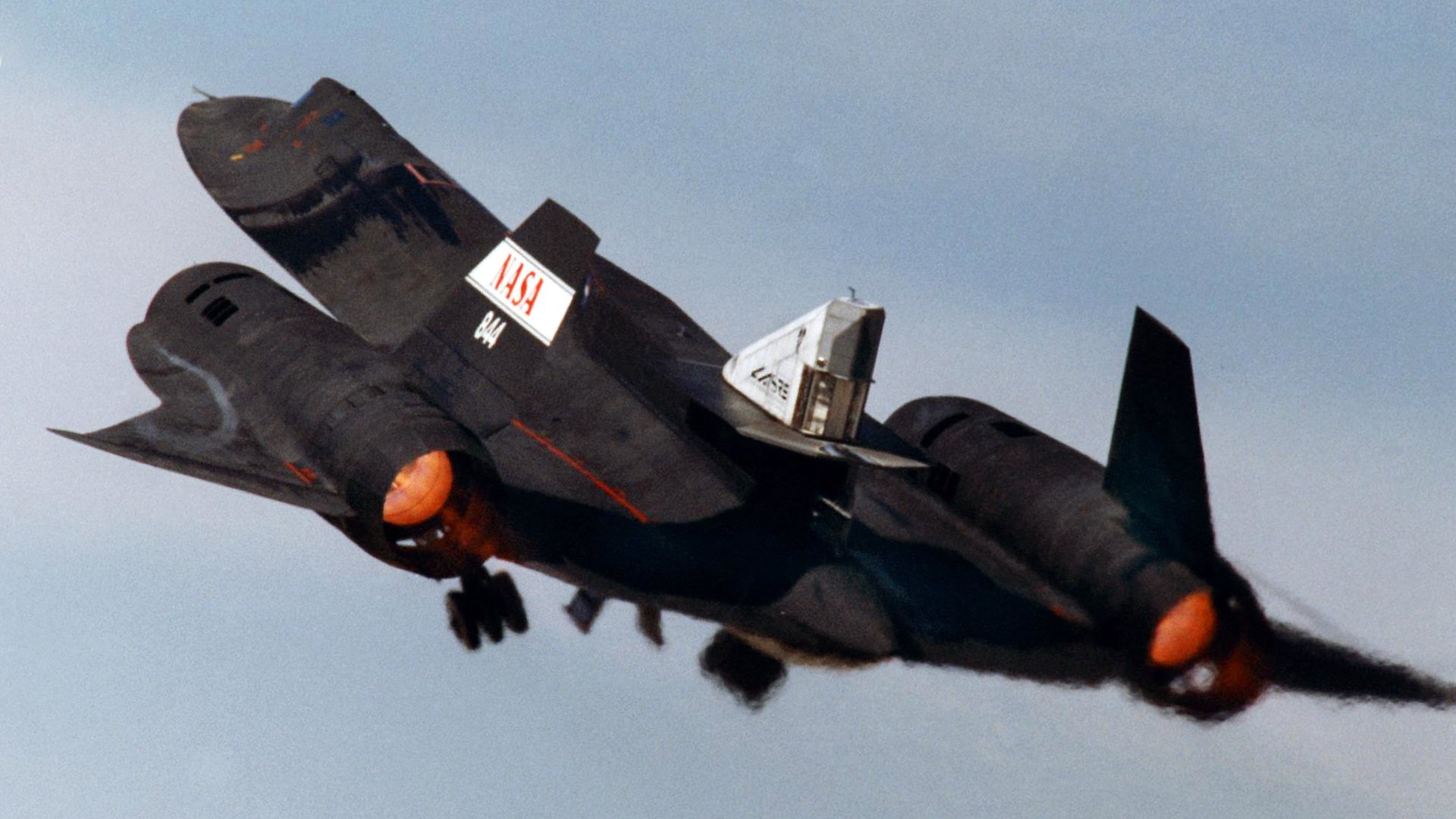 НАСА-гийн Армстронг төвд хадгалагдаж байсан SR-71 Blackbird онгоц алга болжээ