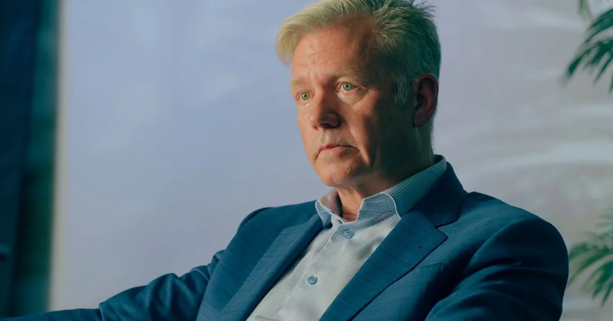 Крис Хансен баримтат киноныхоо трэйлерийг Primetime киноны нээлтийн өдөр нийтэллээ