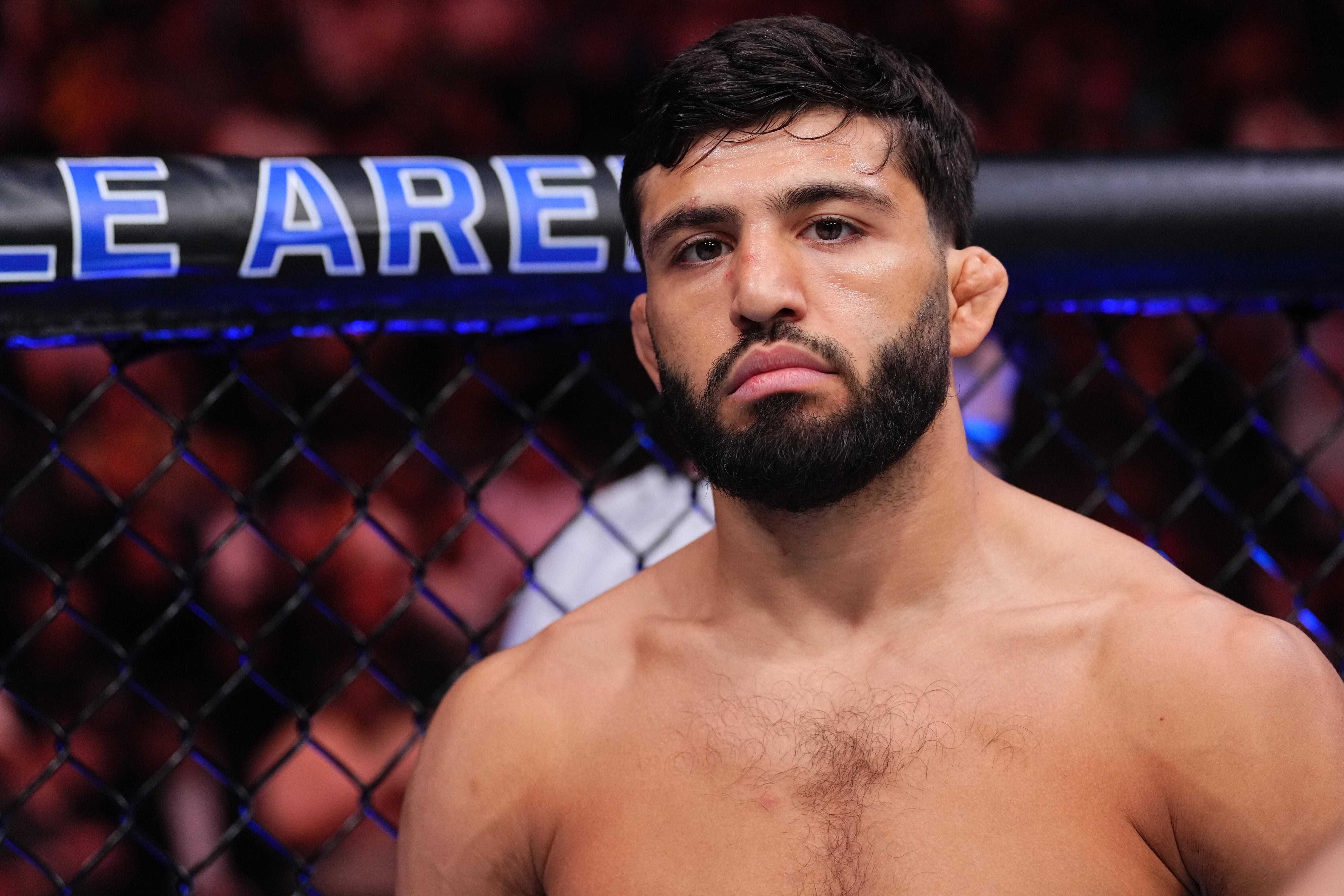 LAS VEGAS, NEVADA – APRIL 13: Arman Tsarukyan of Georgia prepares to fight in a lightweight fight during the UFC 300 event at T-Mobile Arena on April 13, 2024 in Las Vegas, Nevada. (Photo by Jeff Bottari/Zuffa LLC via Getty Images) | Zuffa LLC via Getty Images