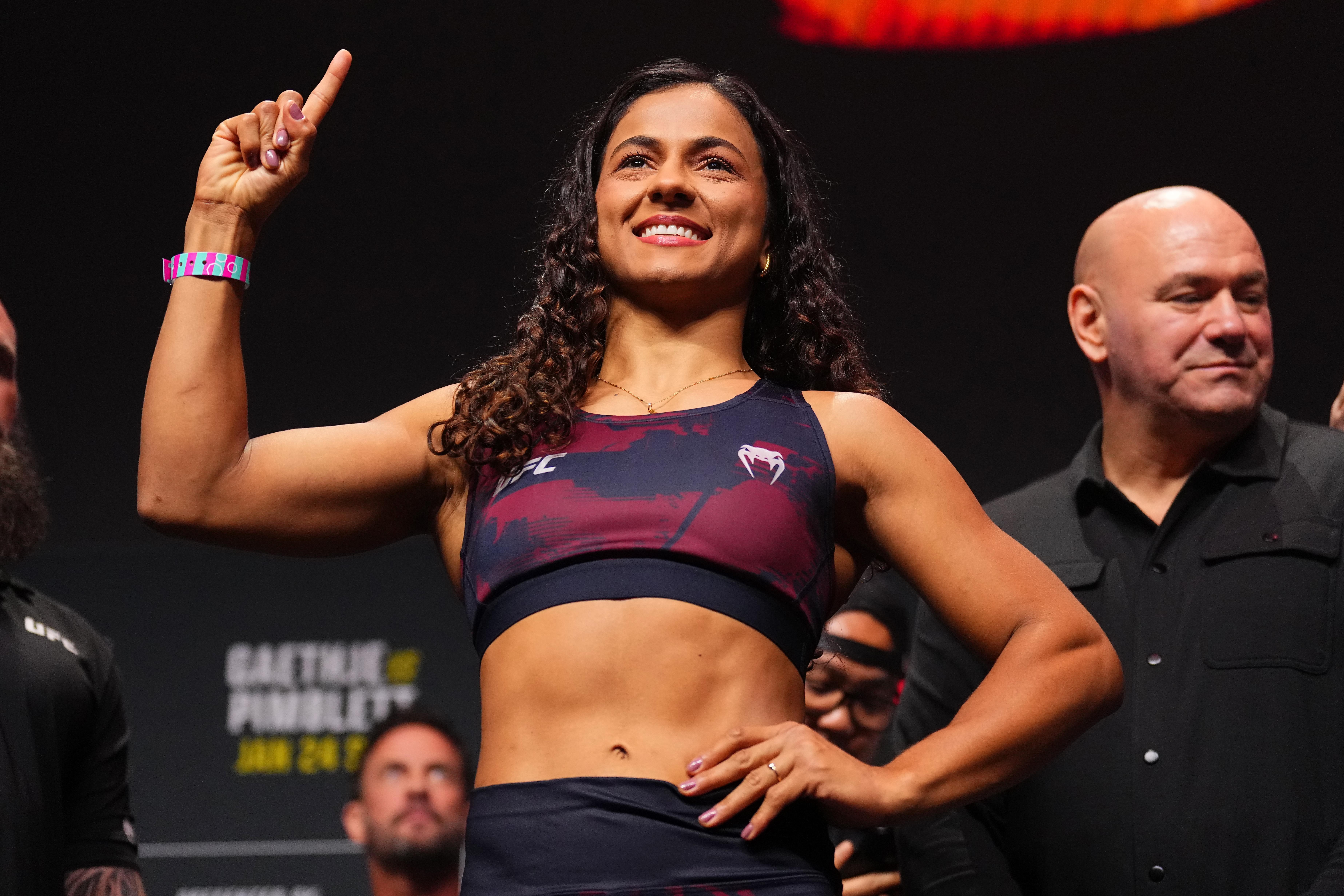 Наталия Силва болон Ван Цун нар UFC 332 тэмцээний оргил тулаанд аваргын бүсийн төлөө өрсөлдөнө