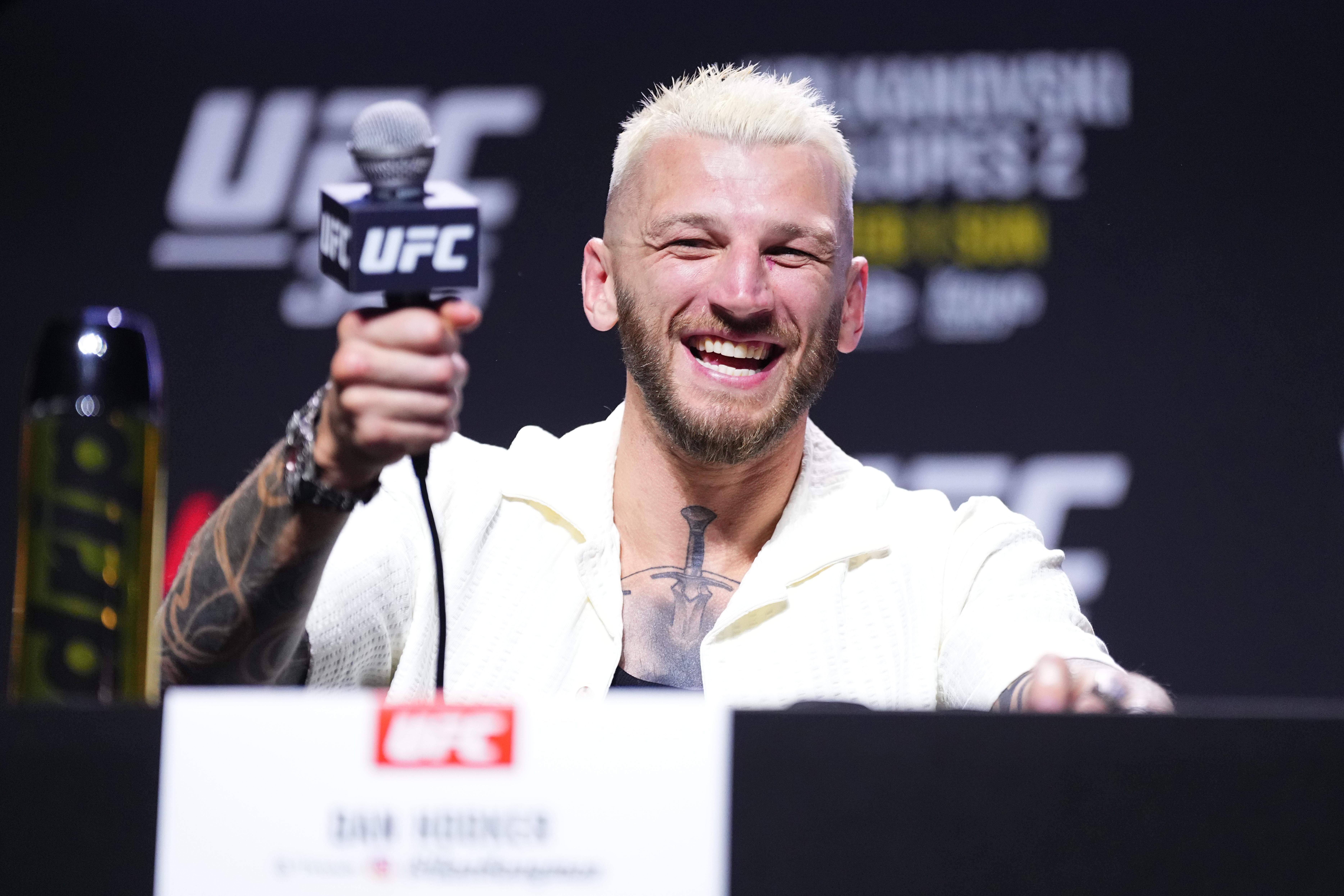 Дэн Хукер UFC Paris тэмцээний өмнө ирсэн заналхийллийн хариуг өглөө
