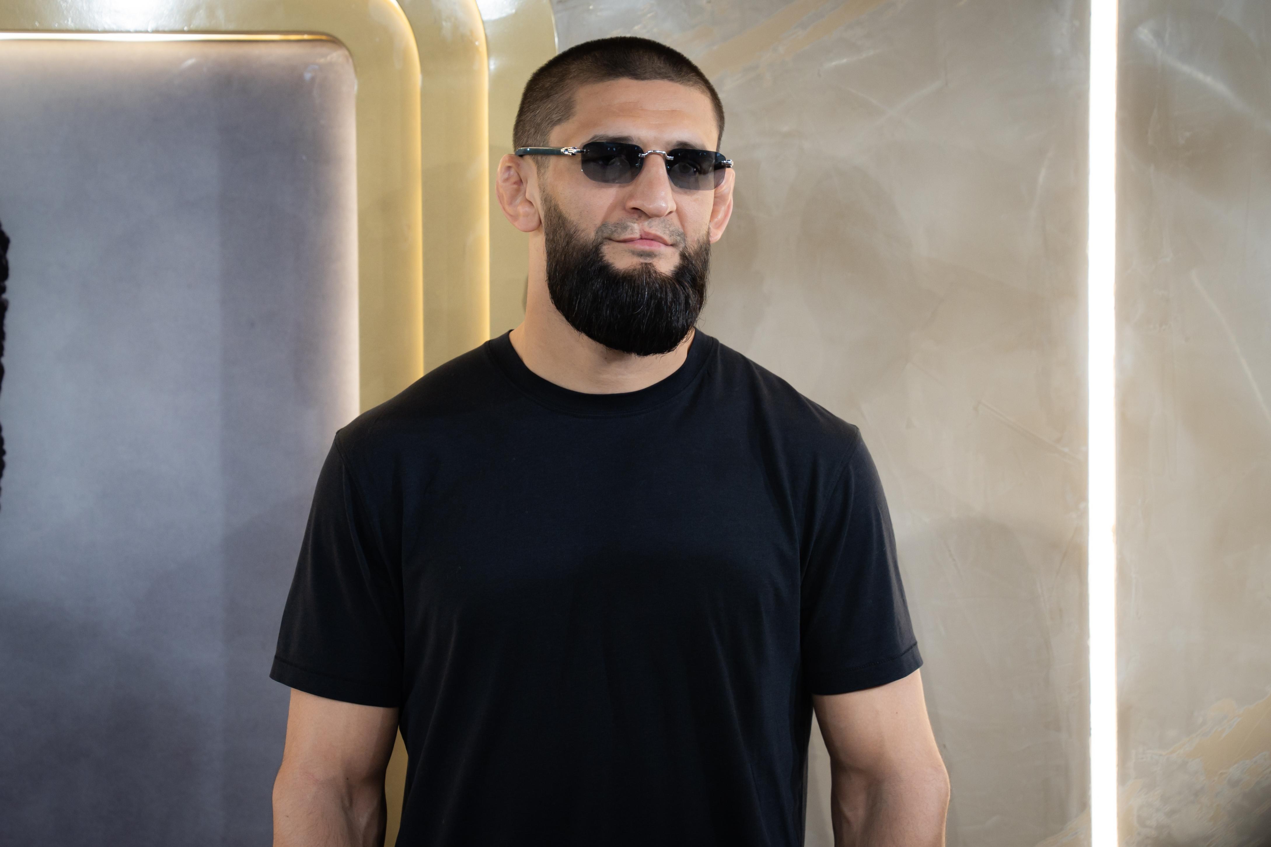 Хамзат Чимаев UFC-ийн аварга бүсээ эргүүлэн авах хүсэлтэй байгаагаа илэрхийллээ