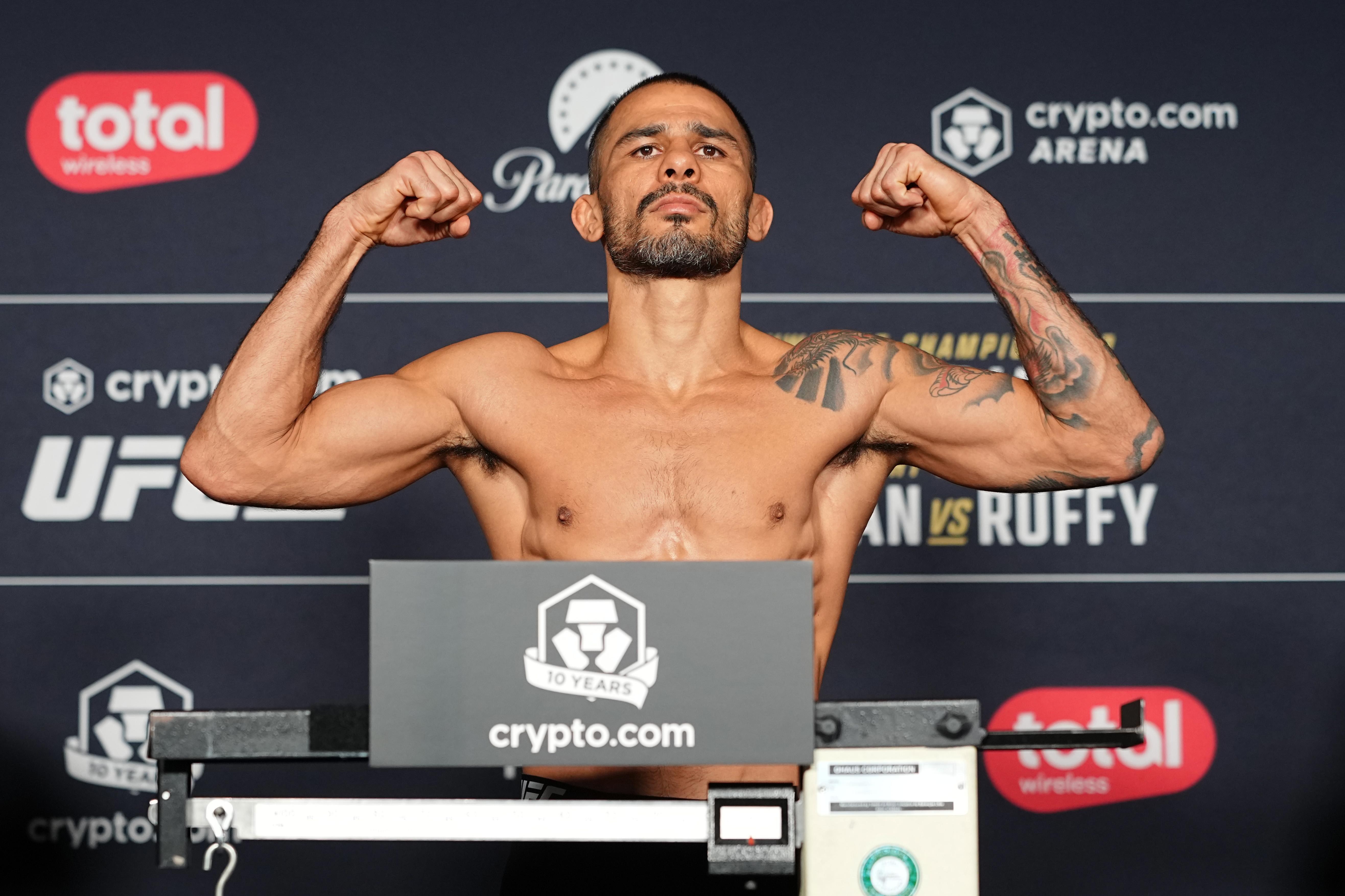 UFC 331 тэмцээний жин үзэлт амжилттай болж, аварга цолны төлөөх хариу тулаан товлогдлоо