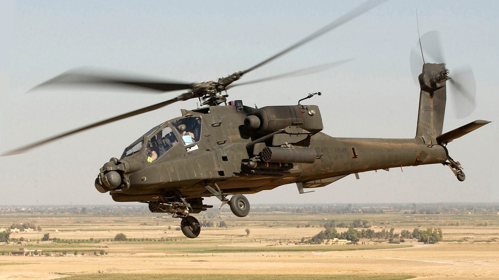 АНУ-ын Тэнгисийн явган цэргийн корпус яагаад Apache болон Black Hawk нисдэг тэргийг ашигладаггүй вэ?