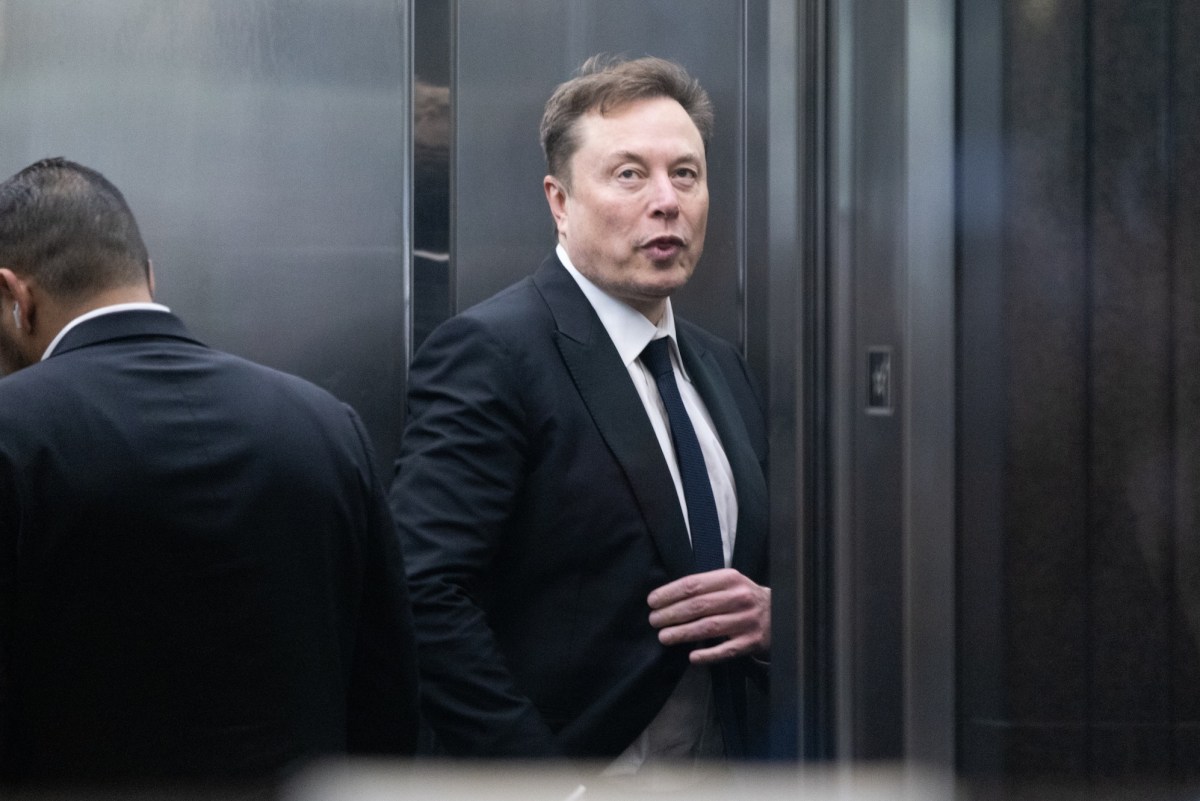 Илон Маск Остин болон Сан-Антонио хотуудыг холбох Hyperloop төсөл хэрэгжүүлэхээр төлөвлөж байна