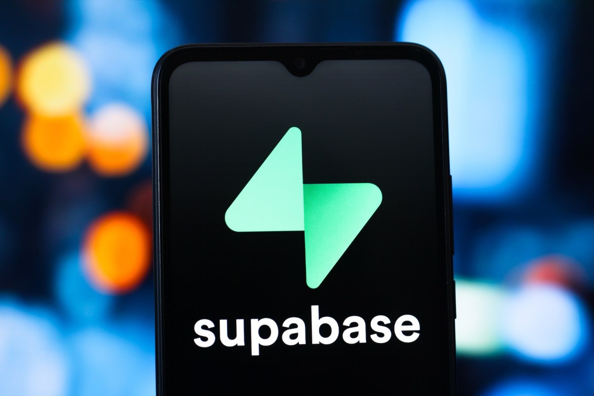 Supabase платформын 16,000 орчим мэдээллийн сан ил задгай байгааг илрүүлжээ