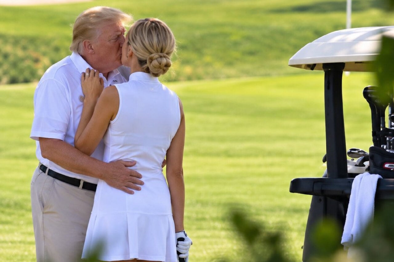 Дональд Трамп болон түүний туслахын зураг хиймэл оюун ухаанаар бүтээгдсэн байж болзошгүй байна