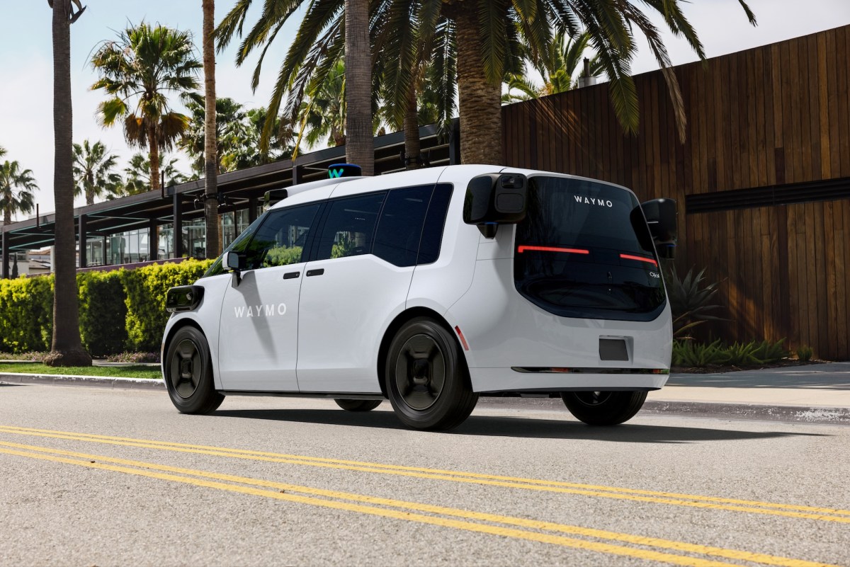 Waymo Лас Вегас хотод робот таксины үйлчилгээгээ нээлээ