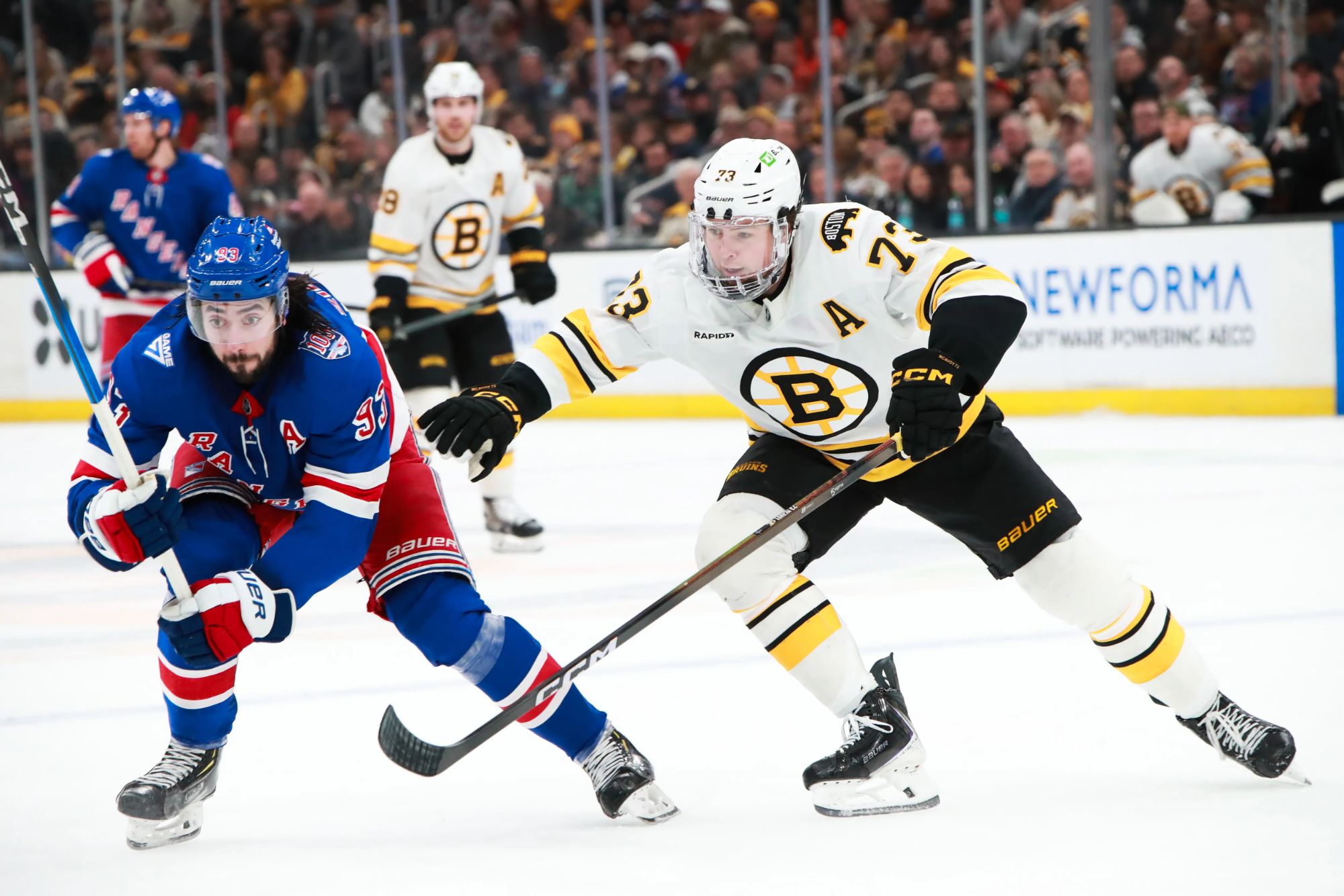 Нью-Йорк Рейнжерс NHL-ийн шинэ улирлыг Бостон Бруинс-ийн талбайд эхлүүлнэ