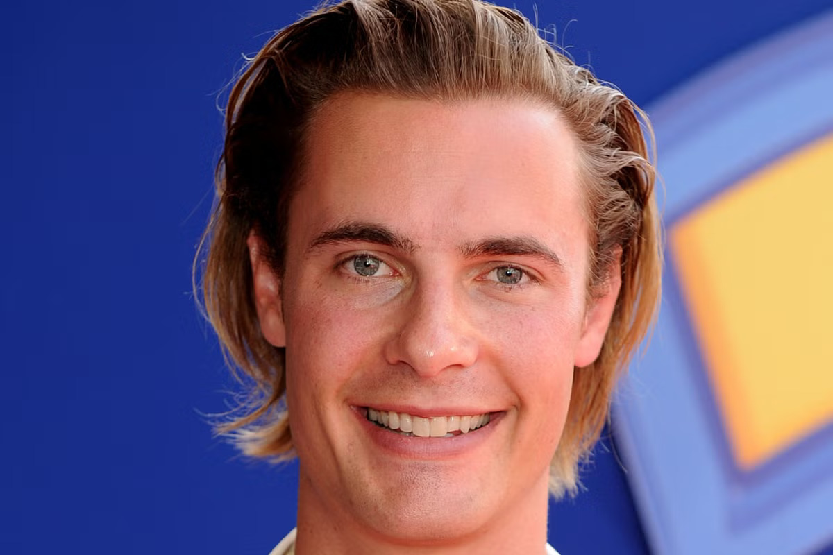 The Princess Diaries киноны жүжигчин Эрик фон Деттенд залилангийн хэрэг үүсгэжээ